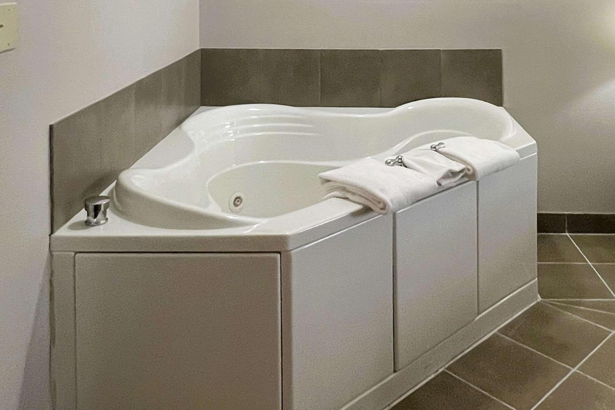 Country Inn & Suites By Radisson, Wytheville, Va Extérieur photo